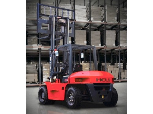 CHARIOT ELEVATEUR 5 T